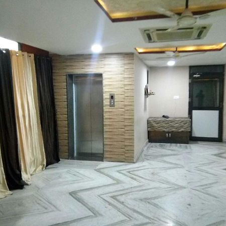 Hotel Shree Pushpak Raigarh Esterno foto