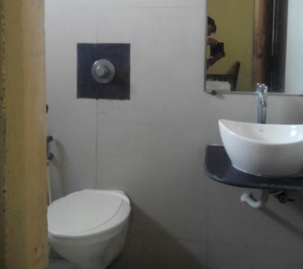 Hotel Shree Pushpak Raigarh Esterno foto