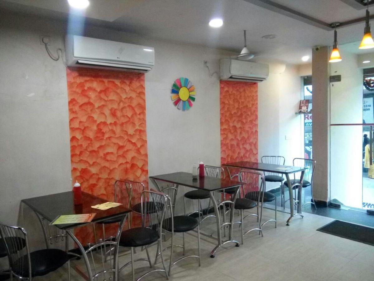 Hotel Shree Pushpak Raigarh Esterno foto